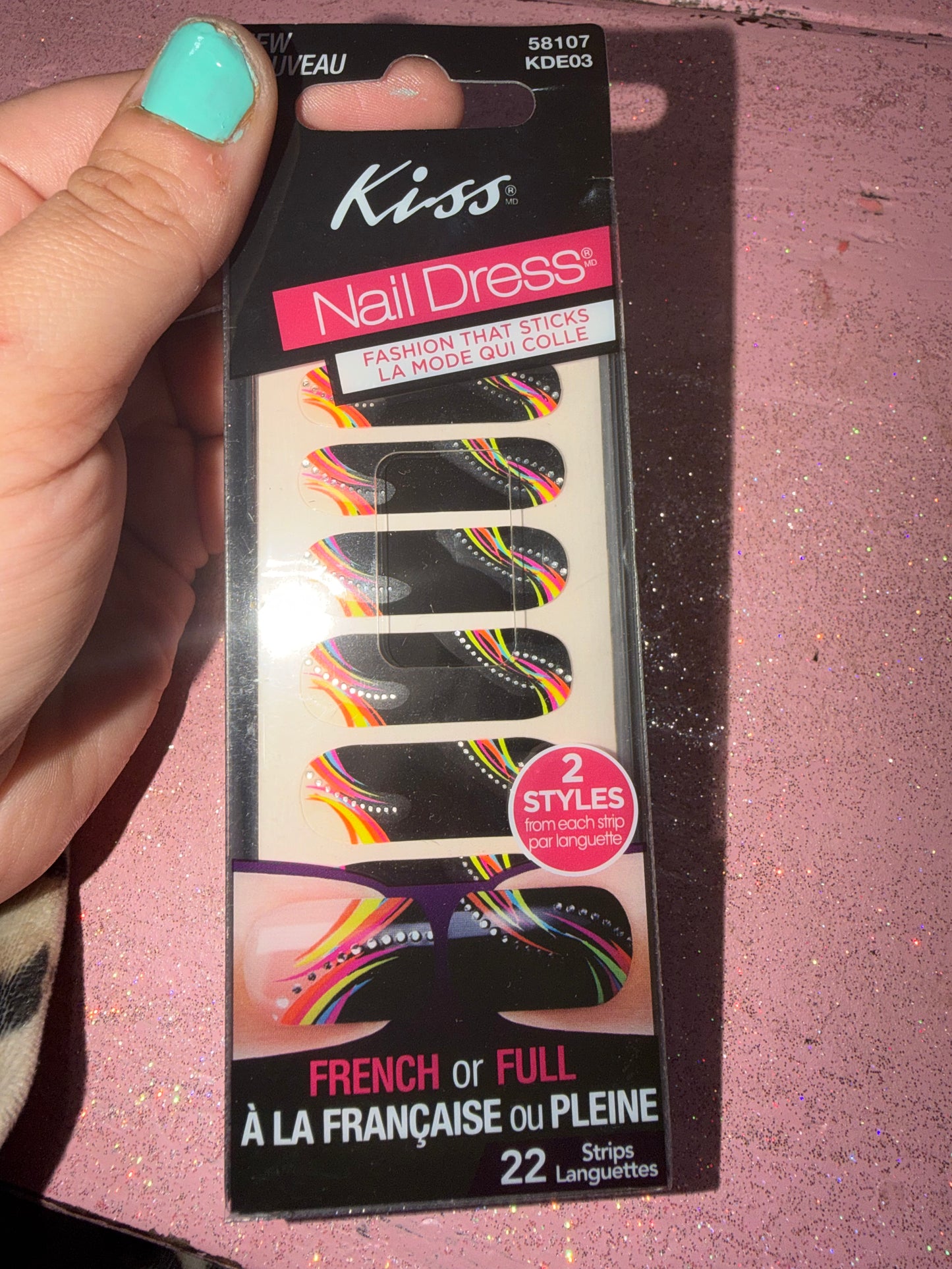 Nail dress black and neon