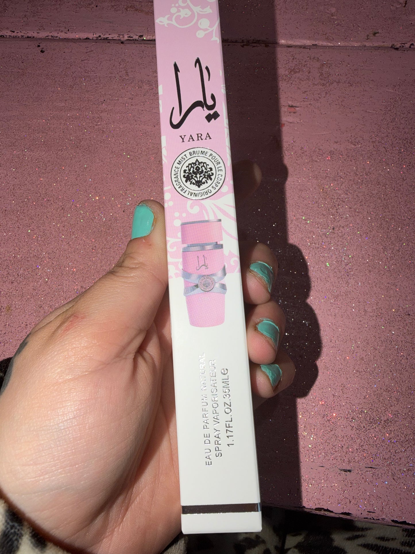 Yara pink perfume