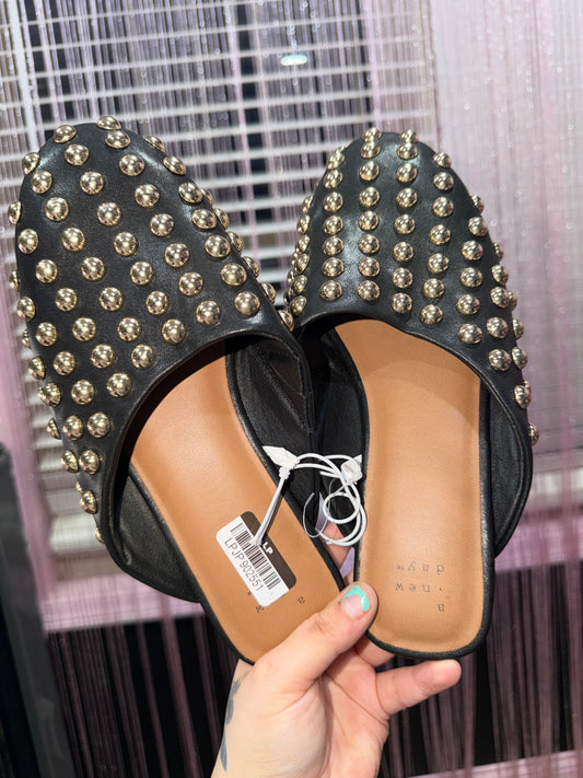 Studded flats (7)