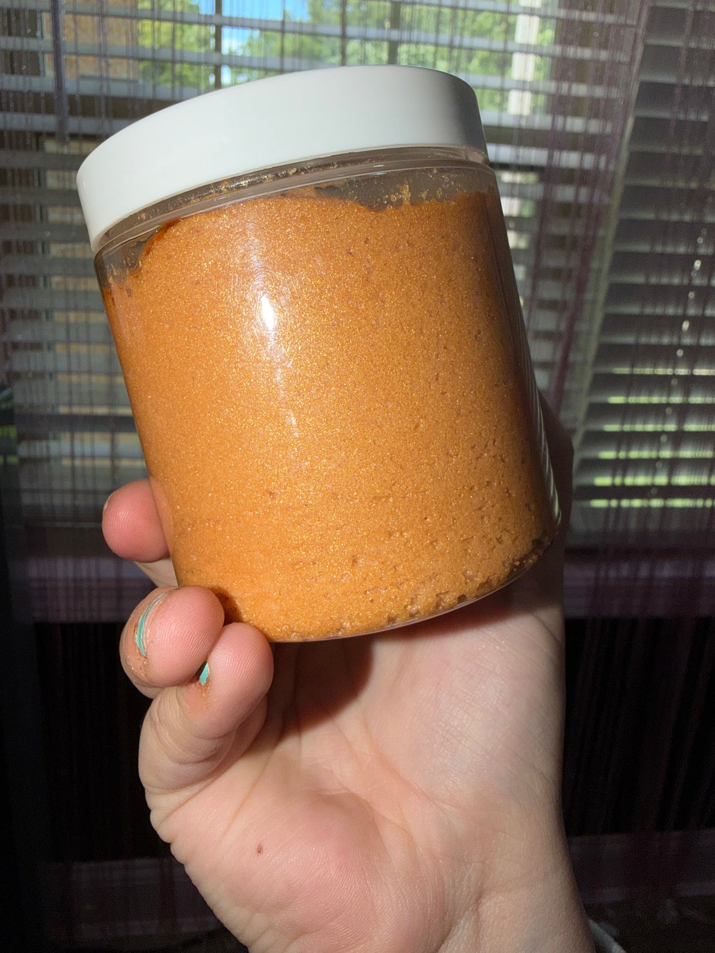 Gold sunshine babe sugar scrub