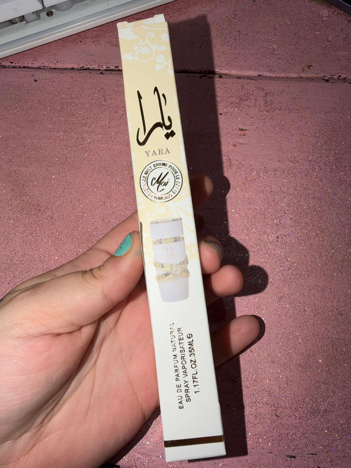 Yara white perfume