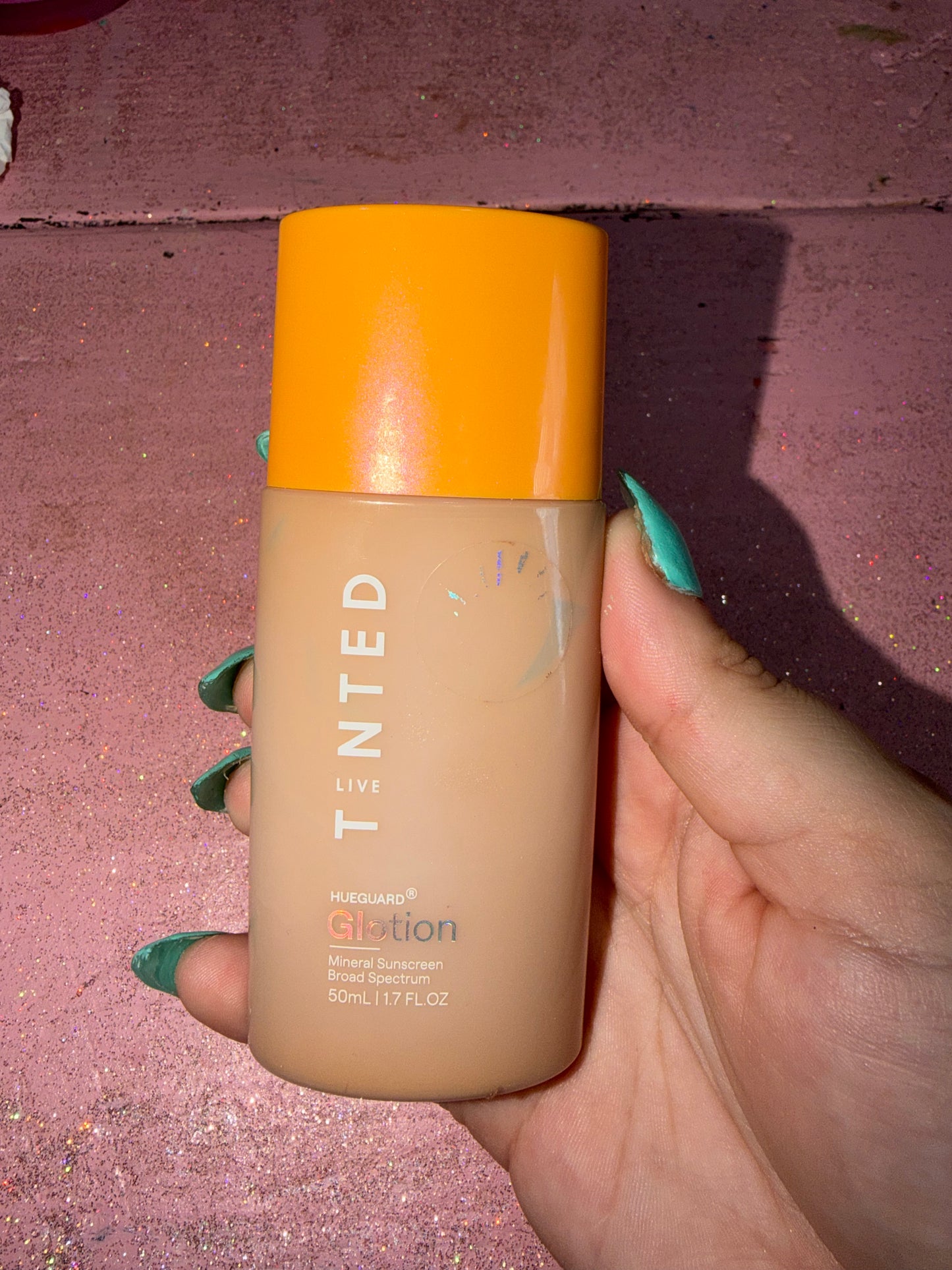 Live tinted mineral sunscreen shade medium