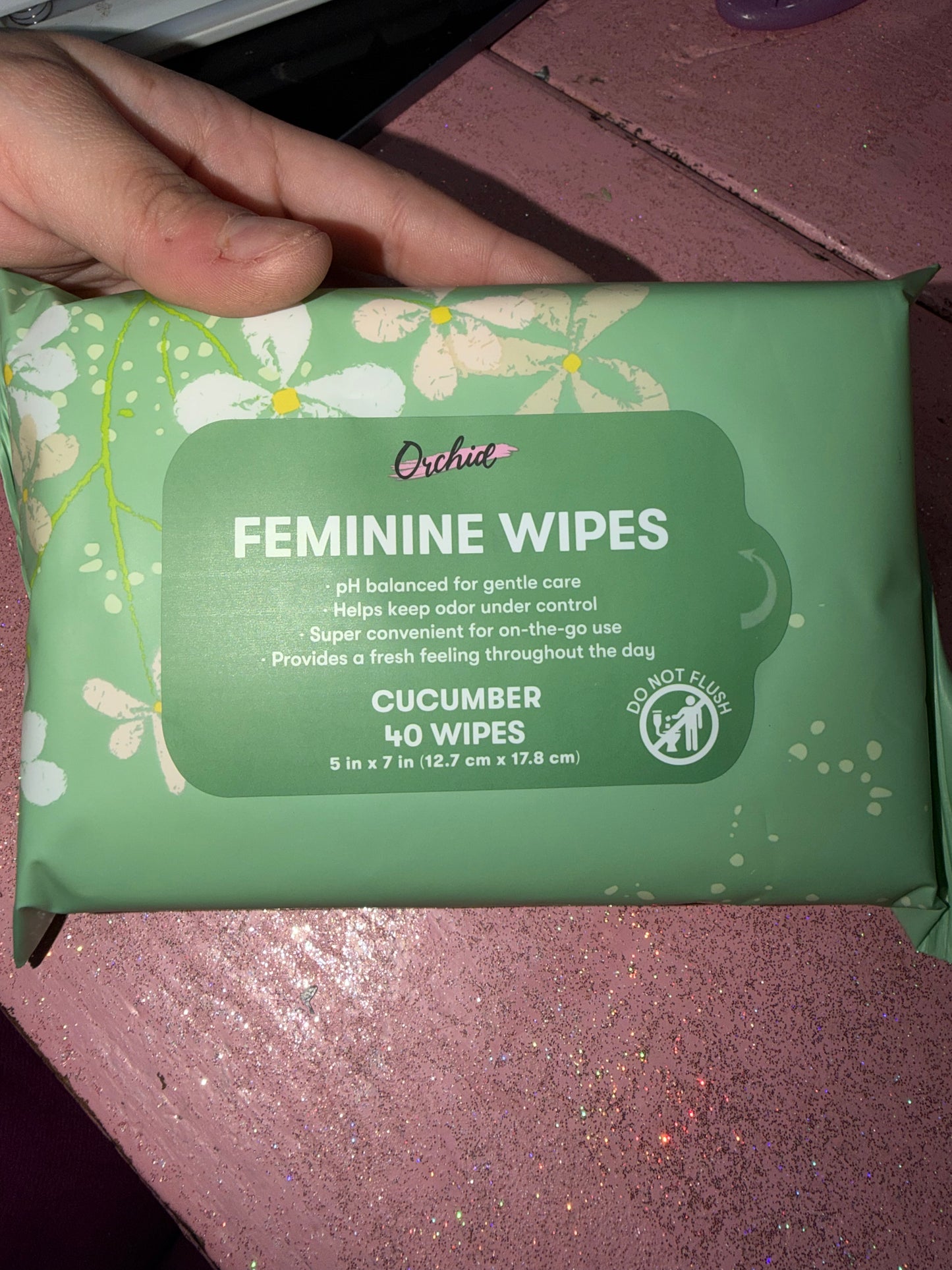 Cucumber feminine wipes