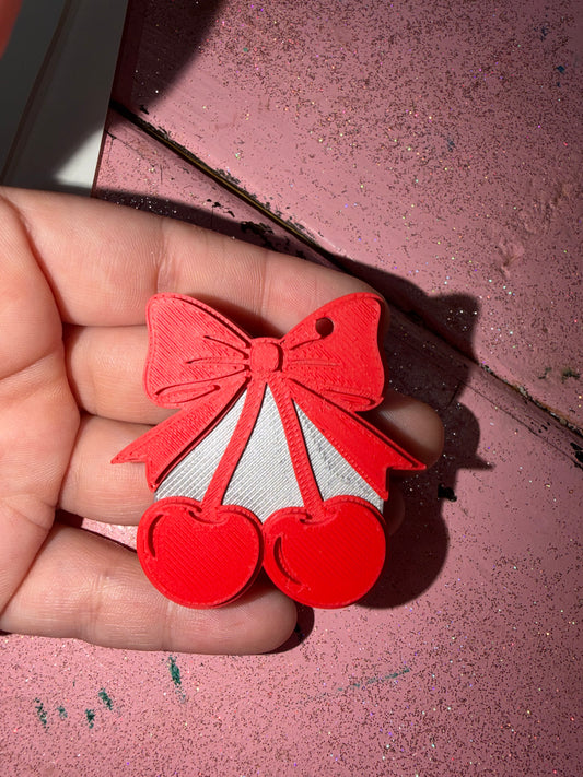 Cherry can opener
