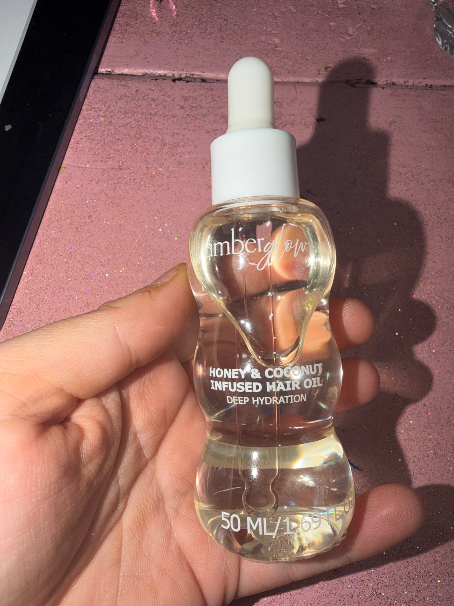 Honey and coconut hair oil