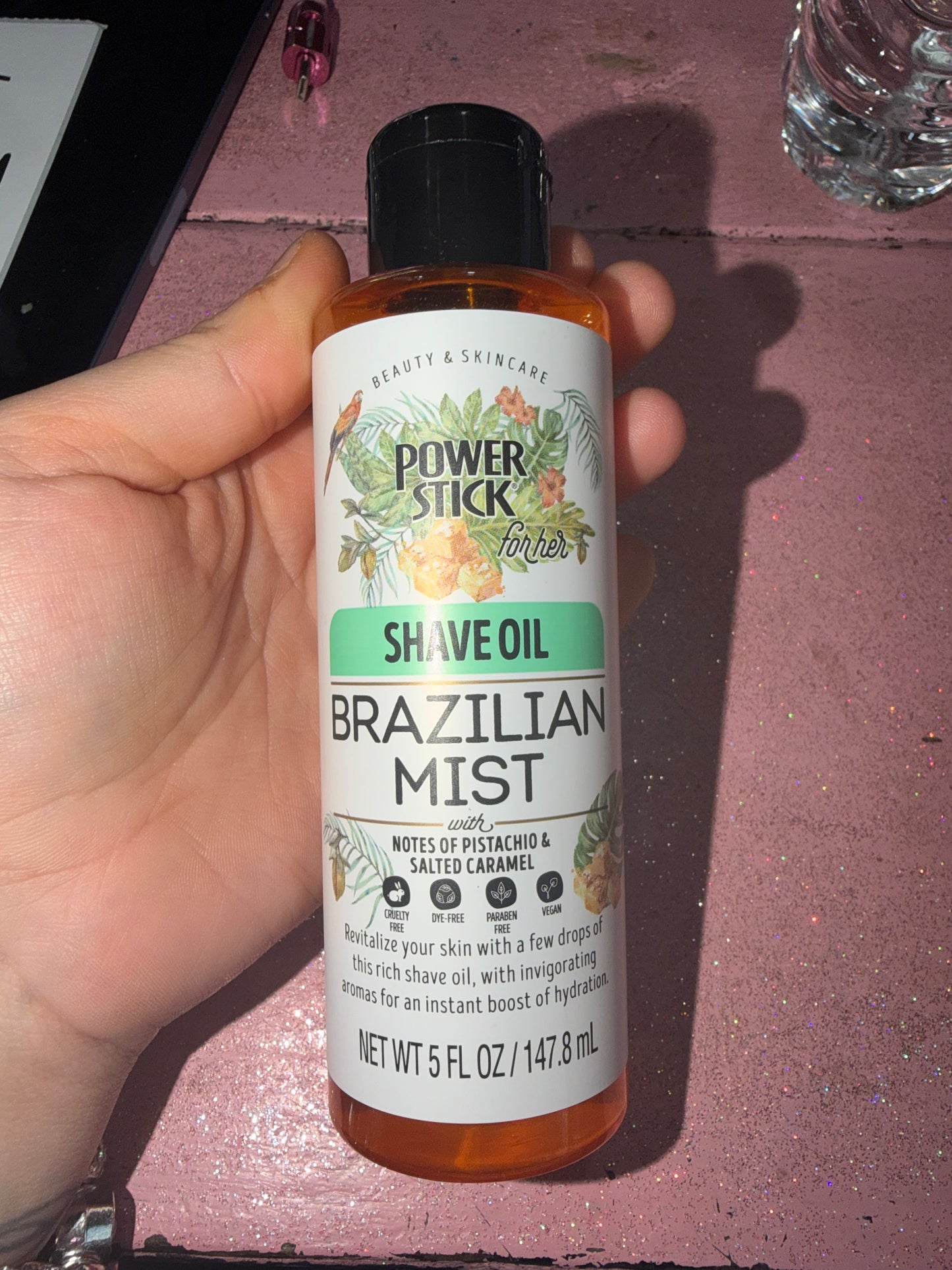 Brazilian mist shave oil