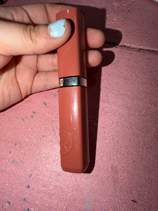 L’Oréal lipstick shade “601”