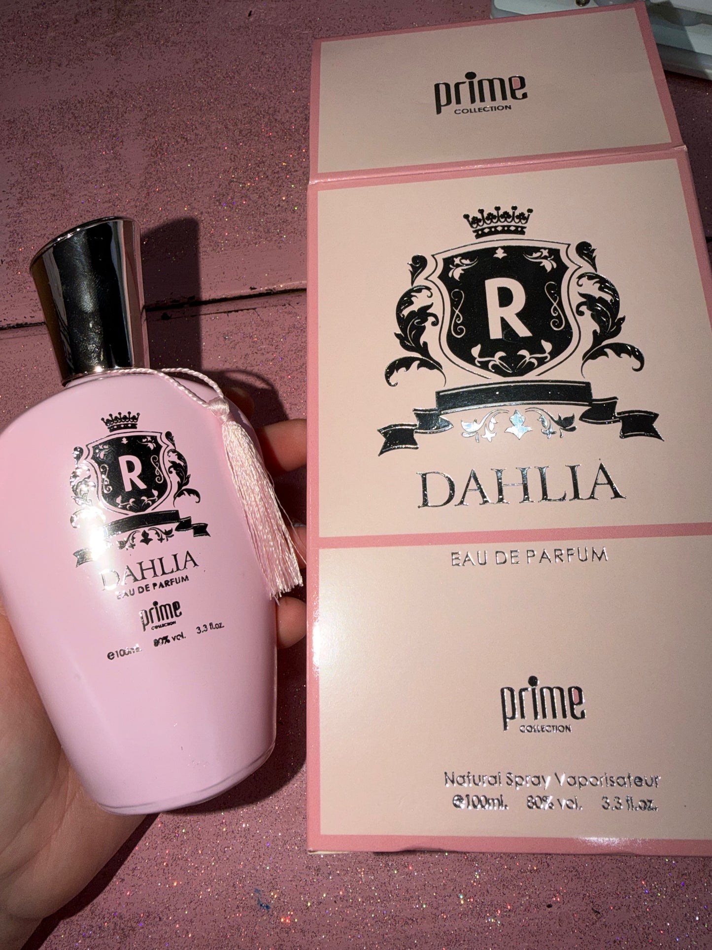 Dahlia perfume