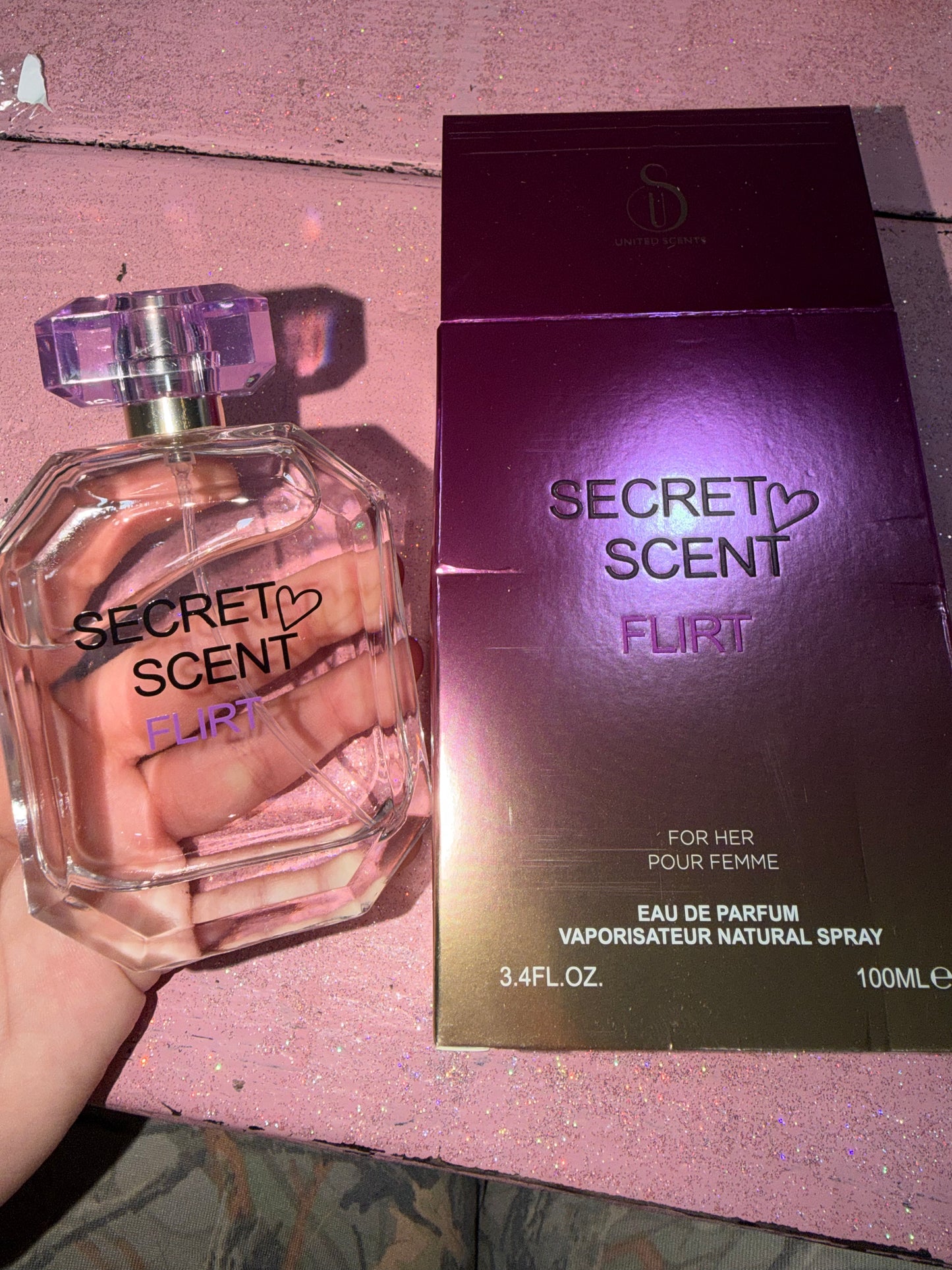 Secret flirt perfume (fruity)