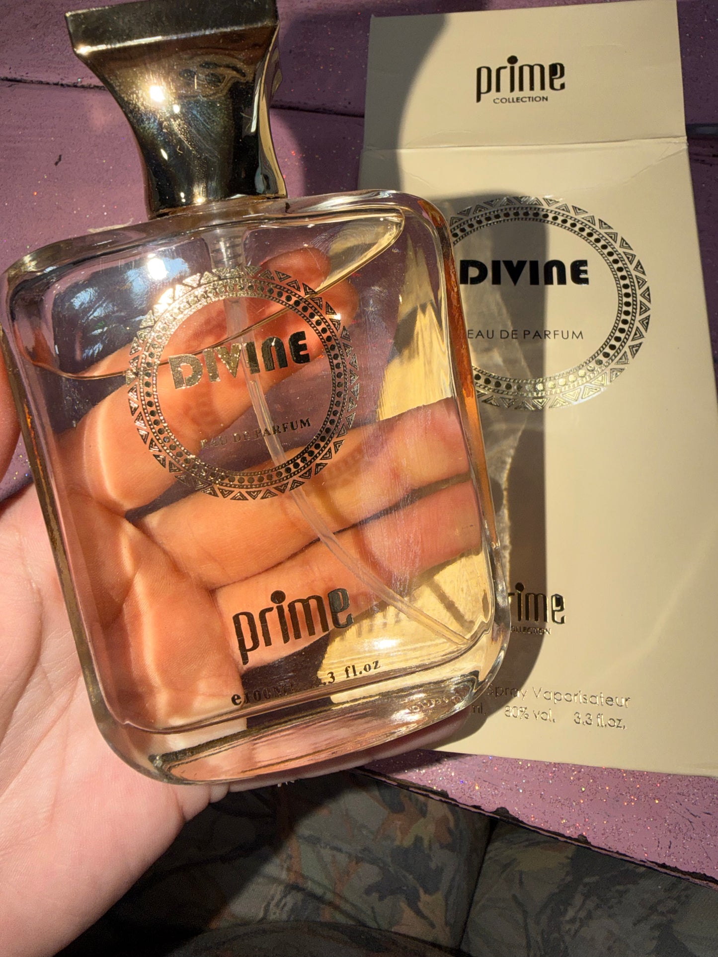 Divine perfume (floral)