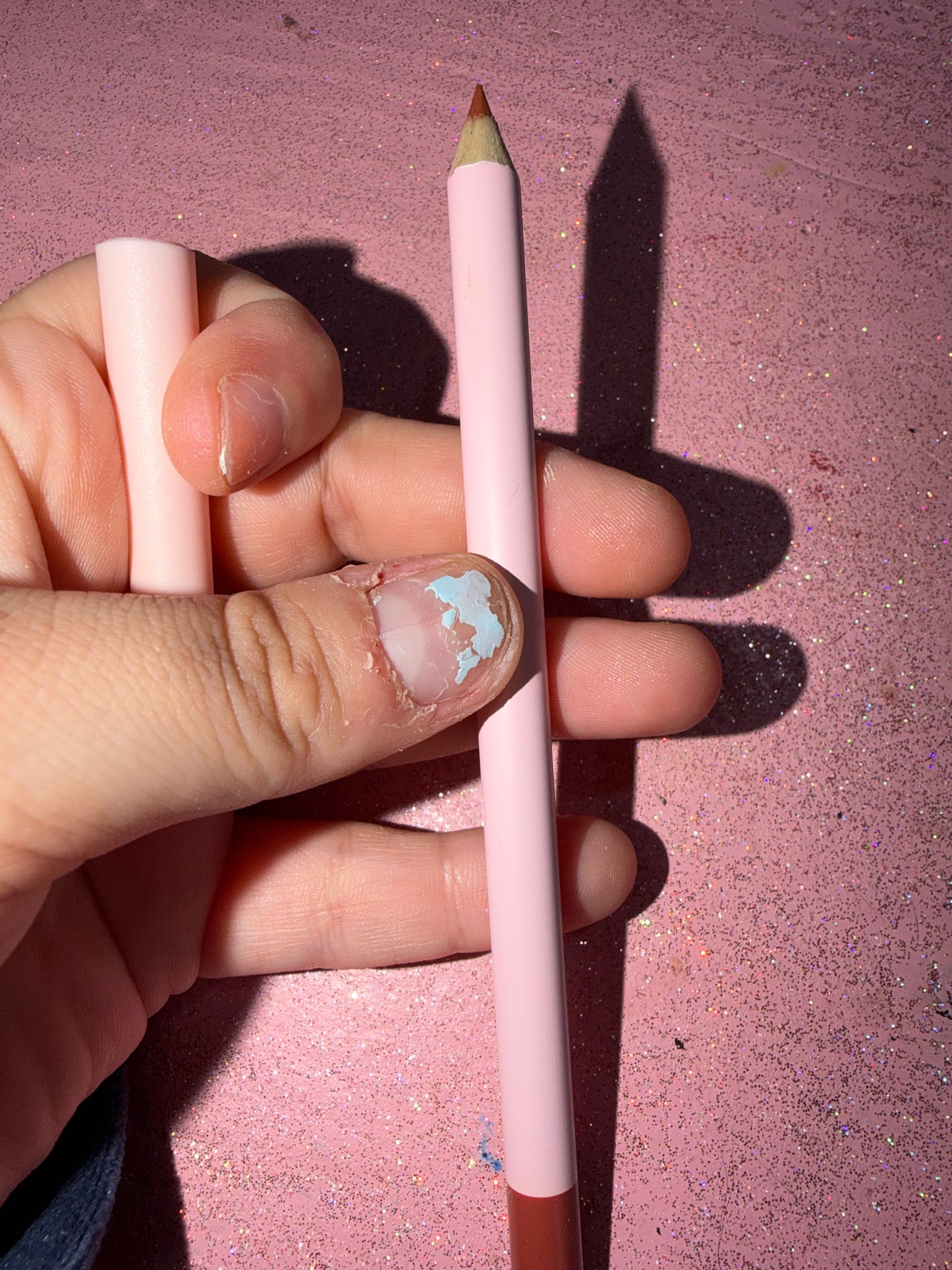 Lip linear shade “latte”
