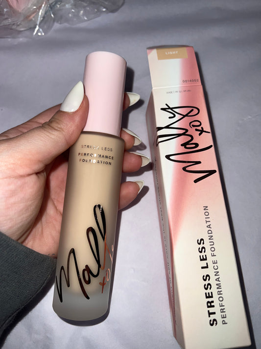 Light shade Molly foundation
