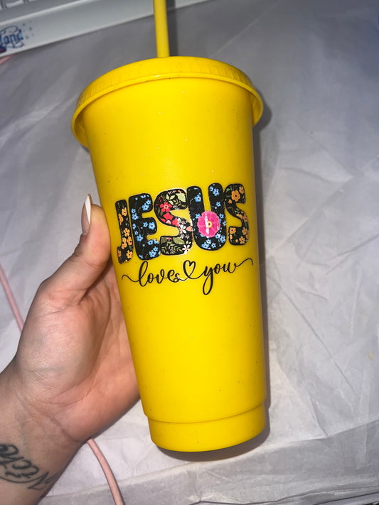 Jesus loves you cup