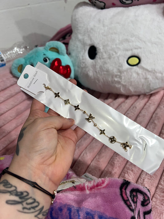 Stainless steel bracelet