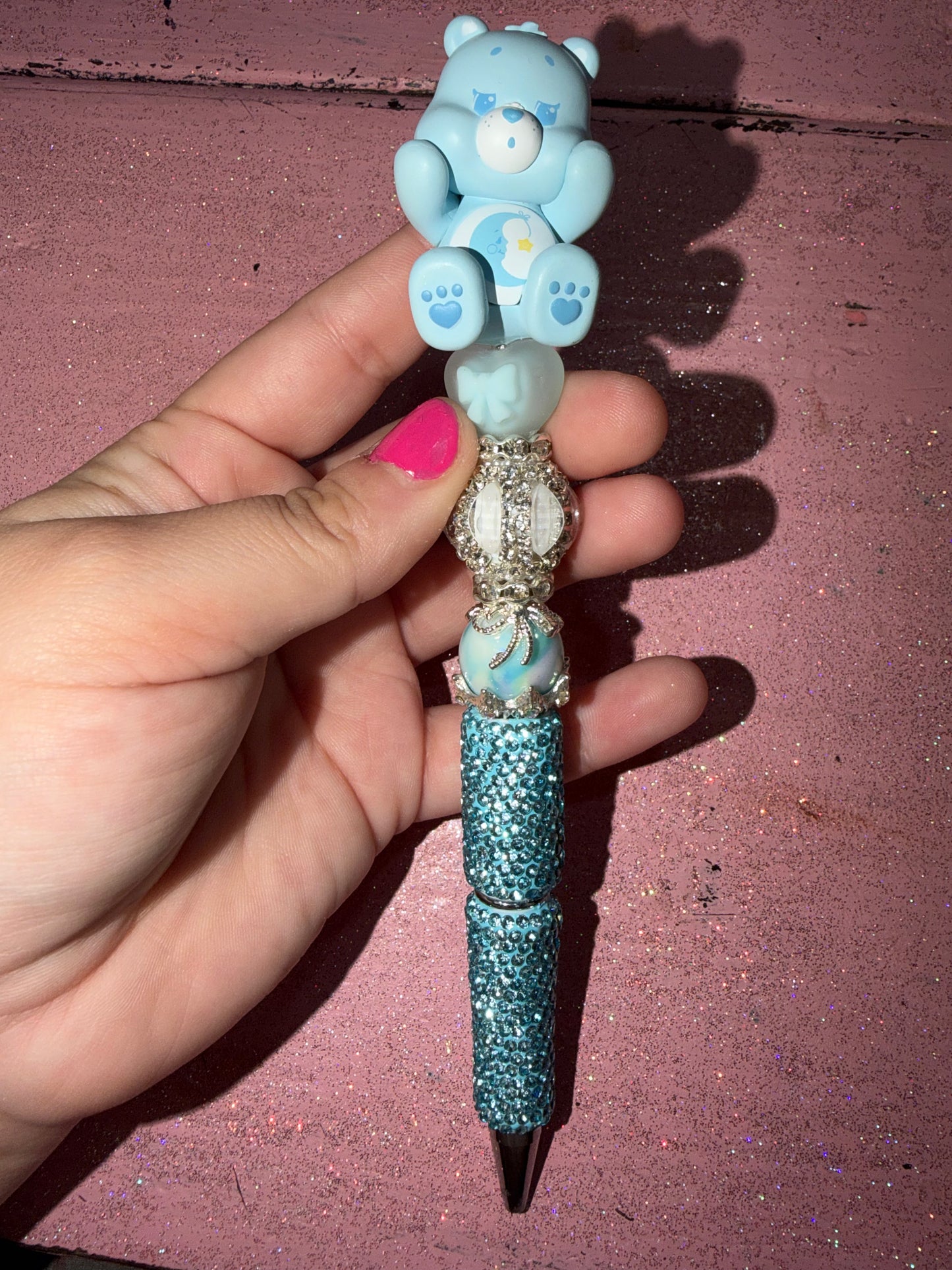 Sleepy bear rhinestone pen