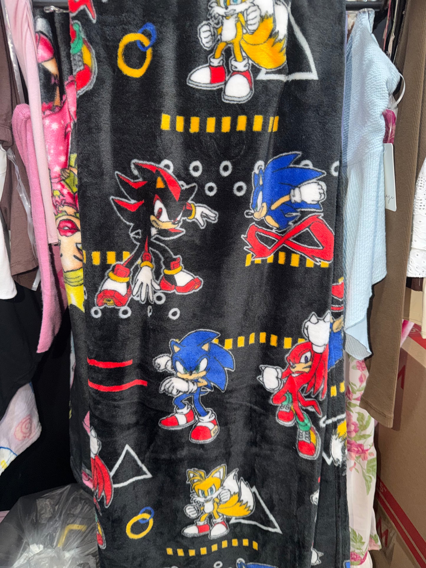 Sonic friends blanket