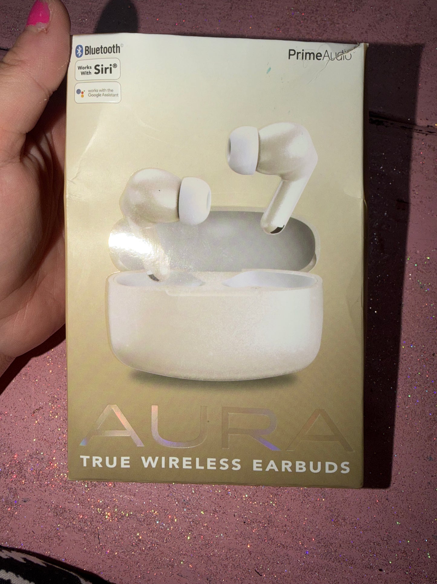 Wireless earbuds