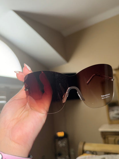 Brown chain sunglasses