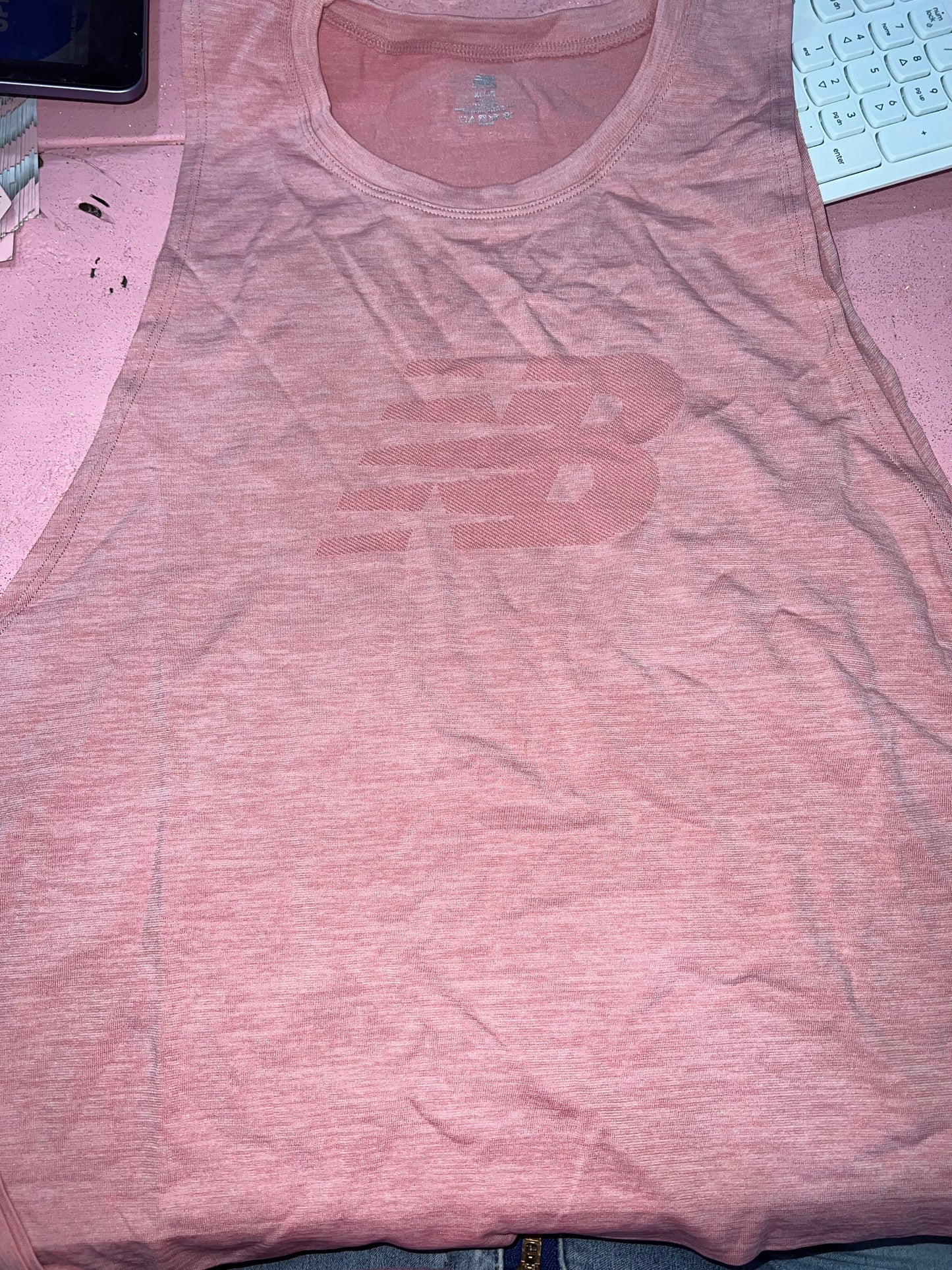 New balance tank (XL)