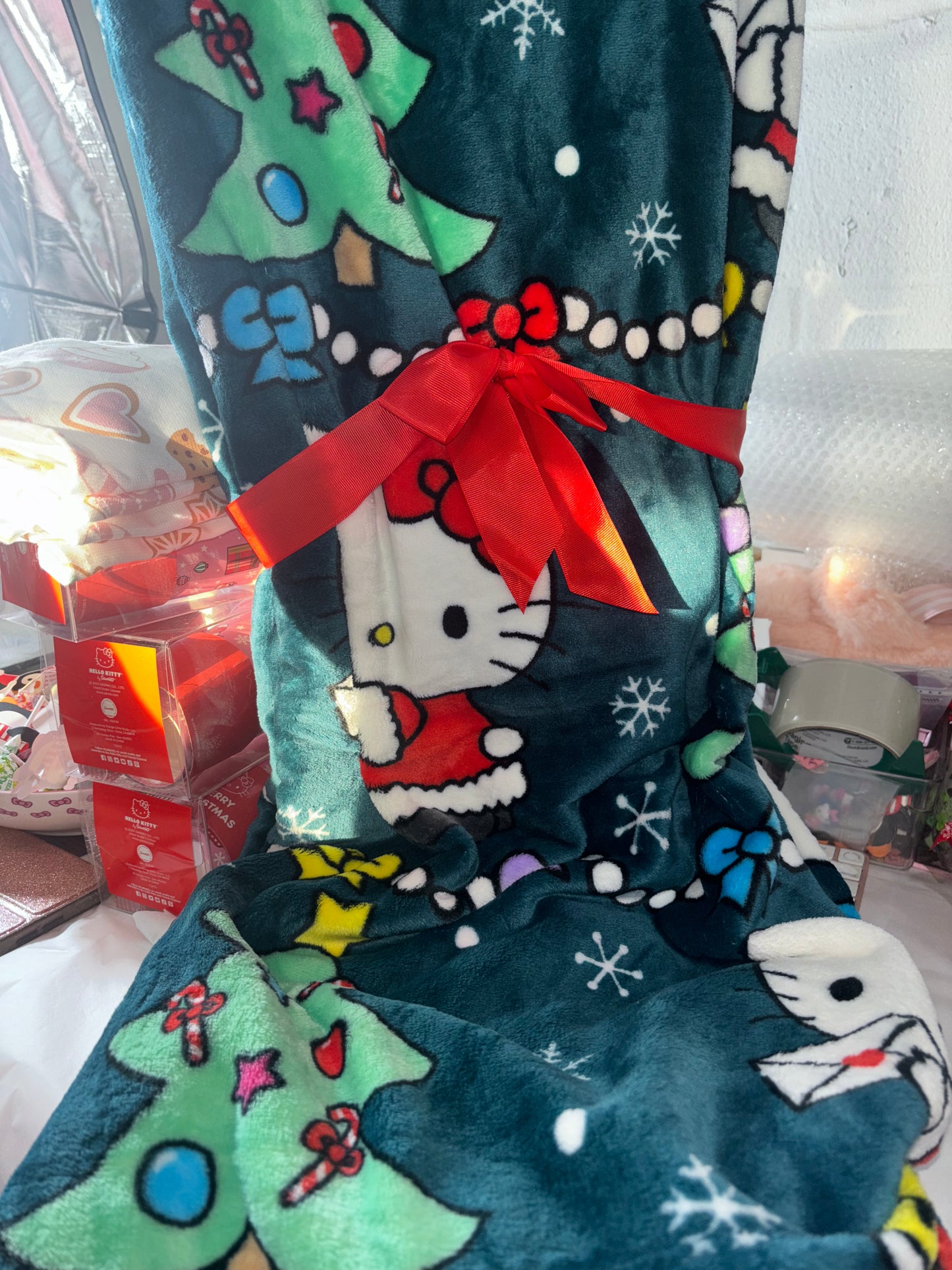 HELLO KITTY CHRISTMAS BLANKY